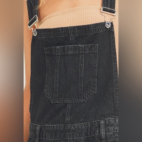 Risen jean relaxed Fit Distressed knee Overall Jeans black size medium - Picture 2 of 13